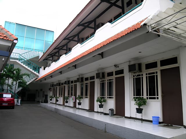 kost menteng room hall